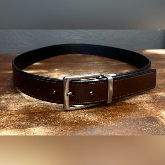 Men’s Perry Ellis Reversible Leather Belt. Brown and Black. - Picture 1 of 4